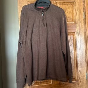 Brown pullover. Excellent condition. Great for Fall weather.